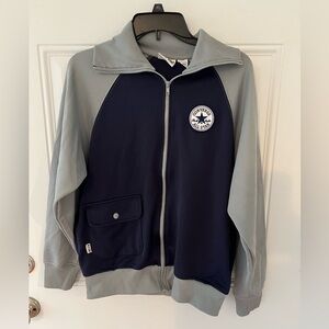 Men’s Medium zip sweat shirt without hood.